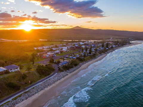 Ocean Dreaming- Amazing Views - Just Listed Up Dated Photos Available Shortly. - Renee 3