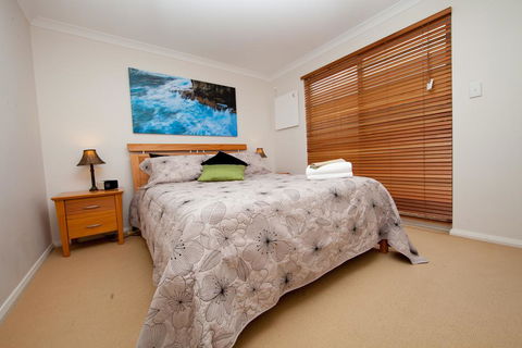 Ocean Mist Villa - Internet Find 0