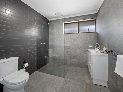 Ocean Park Motel & Holiday Apartments - Renee 3