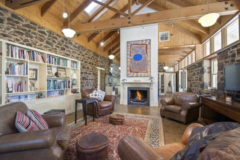 Orchards At Spring Vale Farm - Renee 2