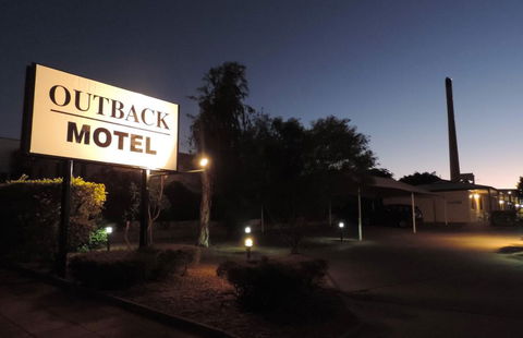 Outback Motel - Internet Find 1