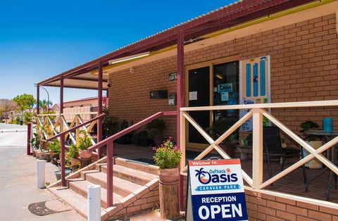 Outback Oasis Caravan Park - Renee 1