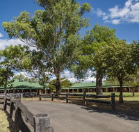 Overlander Homestead Motel - Internet Find