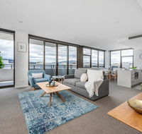 Oversized Luxe 1 Bedder - Amazing Barton - Gym - Renee