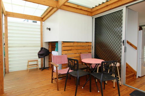 Pacific Terraces 1, 38 Pacific Street - Internet Find 1