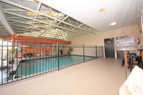 Parkside Motel & Licensed Restaurant - Renee 3