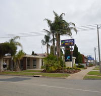 Paruna Motel - Internet Find