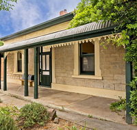 Pembury Cottage - Renee