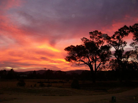 Penny's Place In The Pyrenees - Qld Realsetate 2