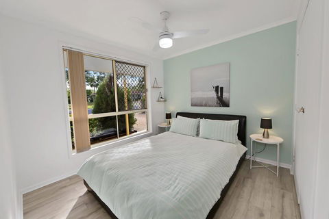 Perfect Getaway - Hervey Bay - Internet Find 0