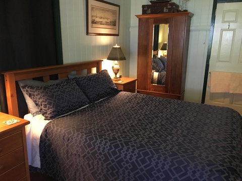 Pitstop Lodge Guesthouse B&B - Renee 1