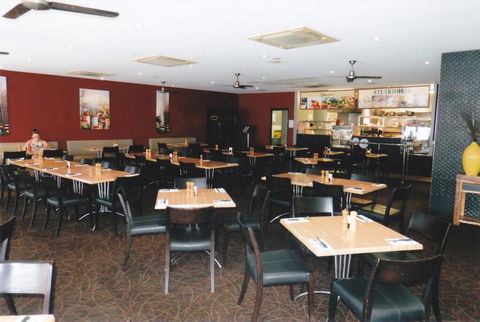 PRECINCT HOTEL GLADSTONE - Internet Find 3