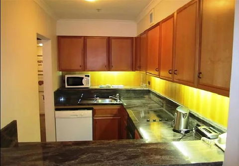 Quay West 2208 - Renee 3