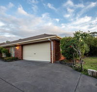 Quiet  Peaceful 3bed2bath HOME Keilor Downs - Swimm