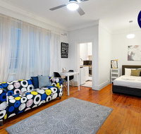 Quiet Art Deco - Cafe Central - Qld Realsetate