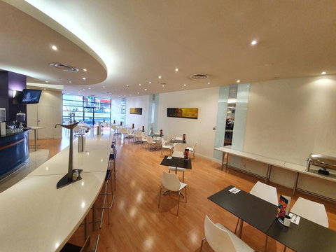 Ramada Encore By Wyndham Dandenong - Renee 2