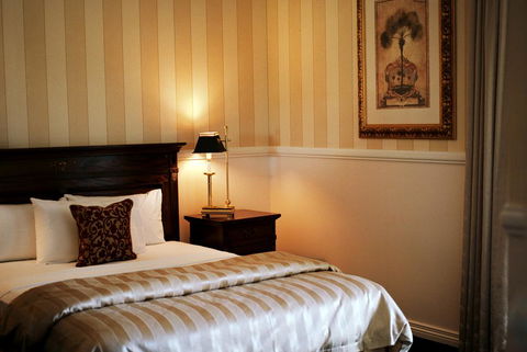 Redearth Boutique Hotel - Internet Find 0