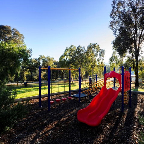 Reflections Holiday Park Grabine Lakeside - Swimm 0