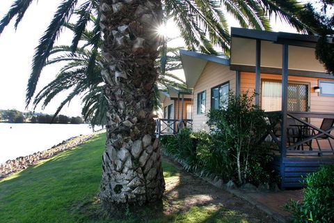 Riverbreeze Holiday Park - Renee 1