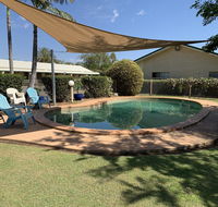 Riverland Motor Inn - Internet Find