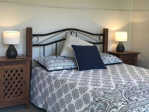 Riverview Cottage - Internet Find 2
