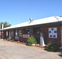 Roundhouse Motel - Renee