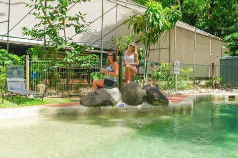 Safari Lodge - Petrol Stations 2