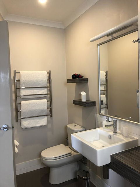 Saltair Luxury Accommodation - Adults Only - Internet Find 2