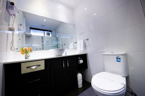 Sandown Regency Hotel & Apartments - Internet Find 2