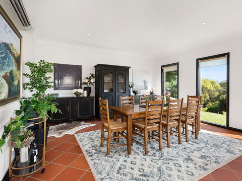 Sandstone Estate - Renee 3