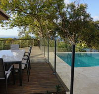 Scribbly Gums - Rainbow Beach Ocean-front spacious home with pool - Internet Find