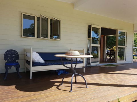 Seafarer Cottage - Petrol Stations 1