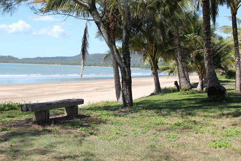 Seaforth Holiday Units - Swimm 1