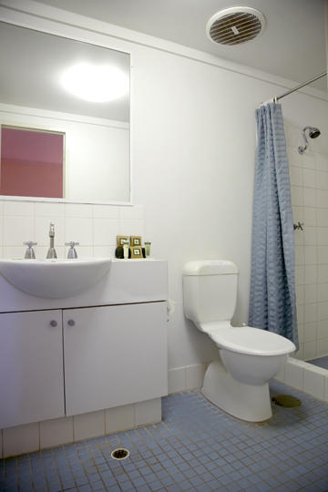 Seasons Hotel Newman - Internet Find 3