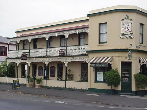 Seaview House - Internet Find 3