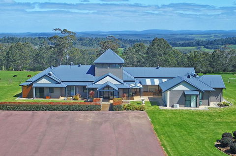 Sensational Heights Bed & Breakfast - Internet Find 0