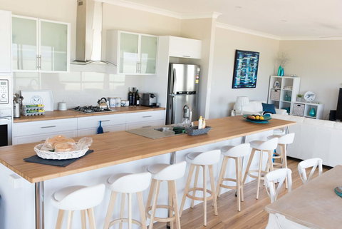 Shades Of Blue Eco Retreat - Qld Realsetate 1