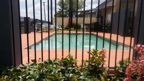 Shady Rest Motel - Renee 1