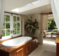 Shakespeare's Wilderness Chalet - Qld Realsetate