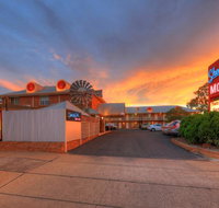 Shearing Shed Motor Inn - Petrol Stations