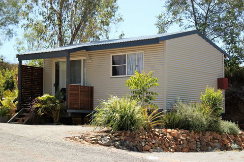 Silver Wattle Cabins - Internet Find 0