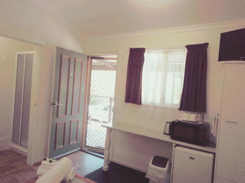 Silver Wattle Cabins - Internet Find 1