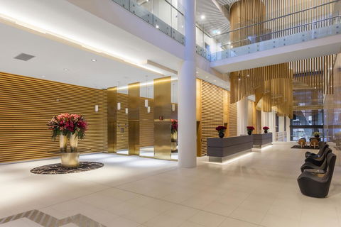 SKYE Hotel Suites Parramatta - Petrol Stations 1