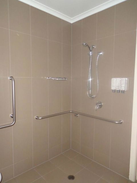 Smart Stayzzz Inns - Renee 3