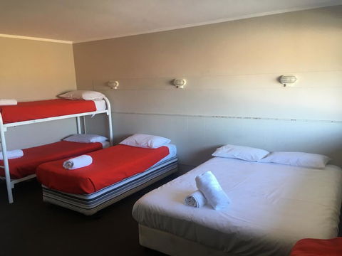 Snowy Mountains Resort And Function Centre - Renee 1
