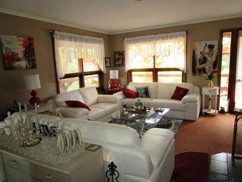 Southern Vales Bed & Breakfast - Petrol Stations 2
