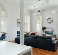 Spacious 2-bed 2-bath Home with Parking and Balcony - Renee