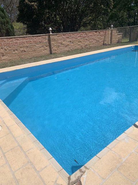 Spacious, Clean , Relaxing Country Escape Perfect For Large Groups And Families - Petrol Stations 0
