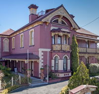 Stannum House - Internet Find