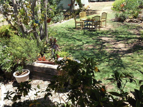 Staple House Bed And Breakfast - Renee 1